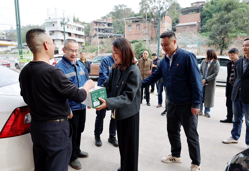 1709609183879053.jpg 我为群众办实事主题党日活动 (1).JPG