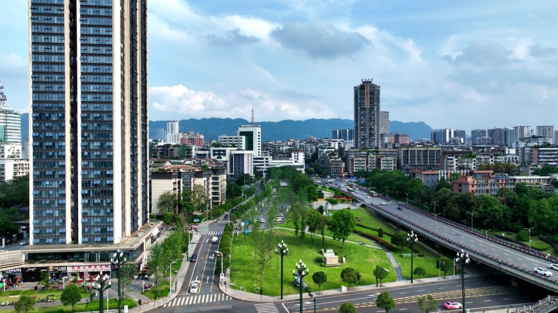 市政工程：明德路-宜宾建工集团有限公司