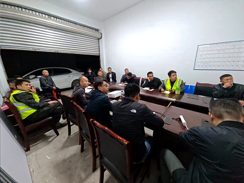 1731891646819142.jpg 叙州区“高农”项目召开技术交底会 (3).jpg