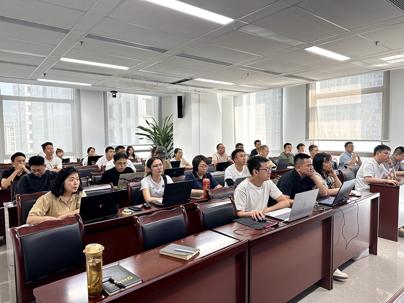 1747962762514349.jpg 宜宾建投建工经营部举办宏业施工成本管理实操培训 助力业务能力提升 (2).jpg