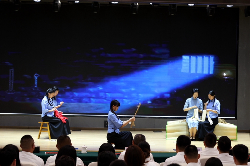 1751339906567086.jpg 宜宾建投建工联合党支部创新开展音乐主题党课 (3).JPG